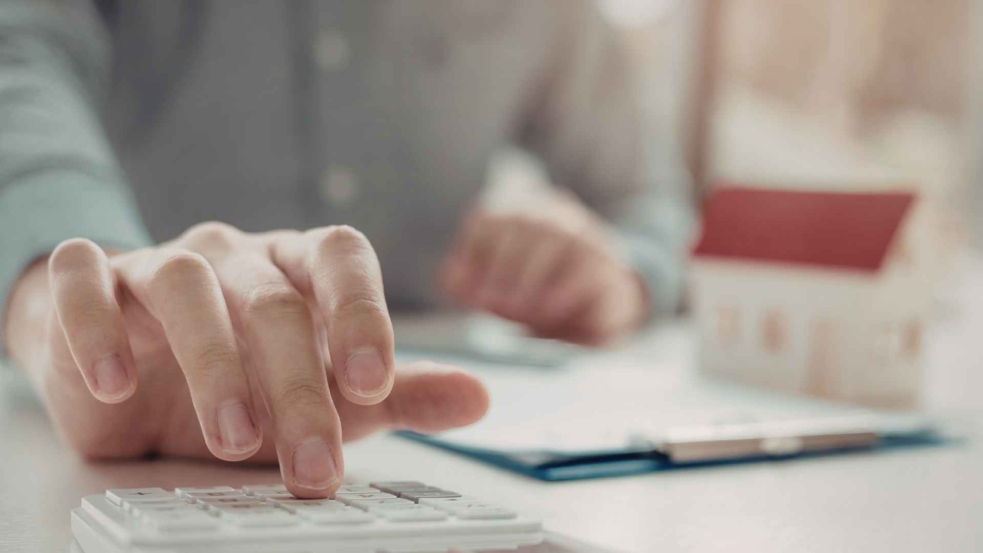 Tasas de interés de crédito hipotecario en Chile: qué significan, cómo están hoy y por qué te afectan aunque no vayas a comprar