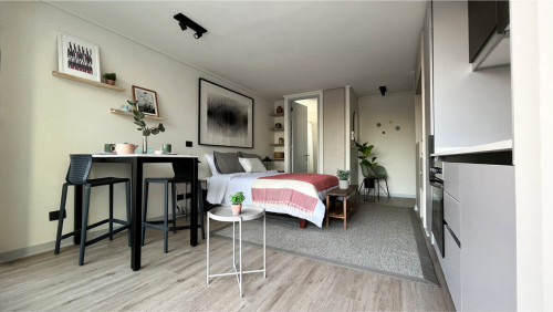 Los Avellanos 2551 - Studio